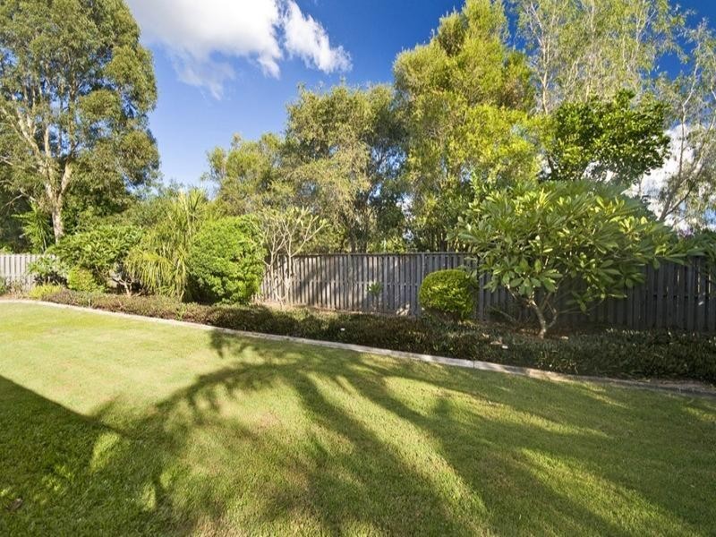 11 Kalmia Court, Elanora QLD 4221