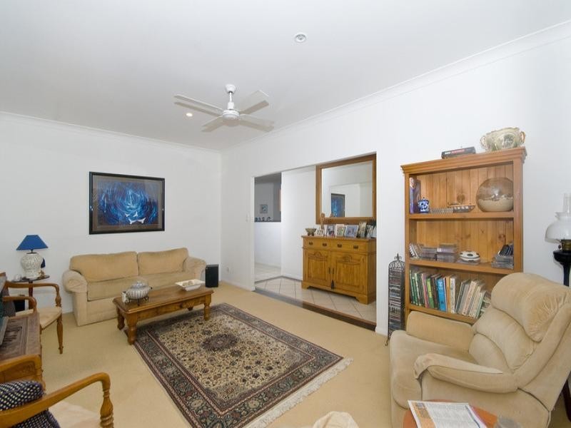 4 Morea Court, Varsity Lakes QLD 4227