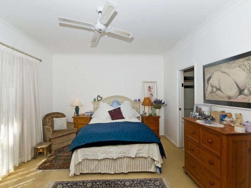 4 Morea Court, Varsity Lakes QLD 4227