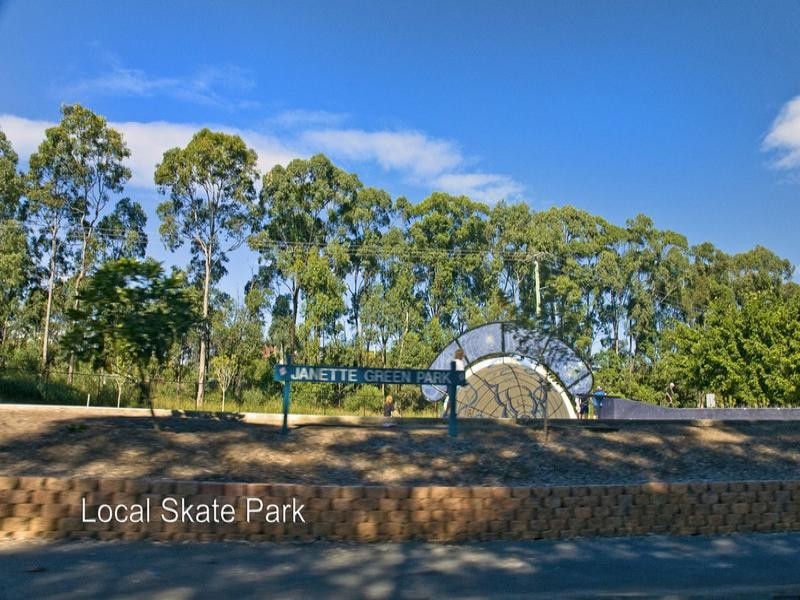 23/74 Mattocks Road, Varsity Lakes QLD 4227