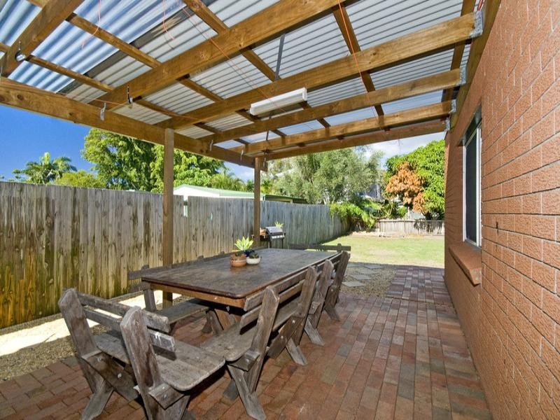 82 Third Avenue, Palm Beach QLD 4221