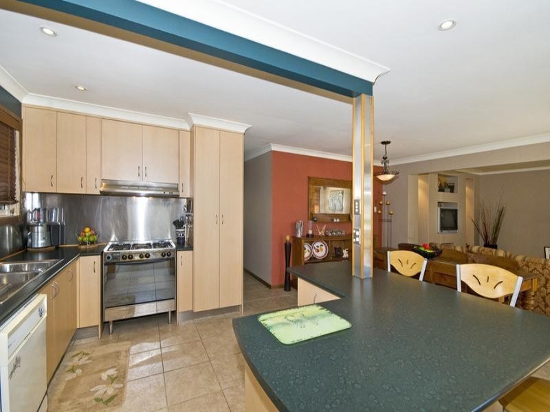 82 Third Avenue, Palm Beach QLD 4221