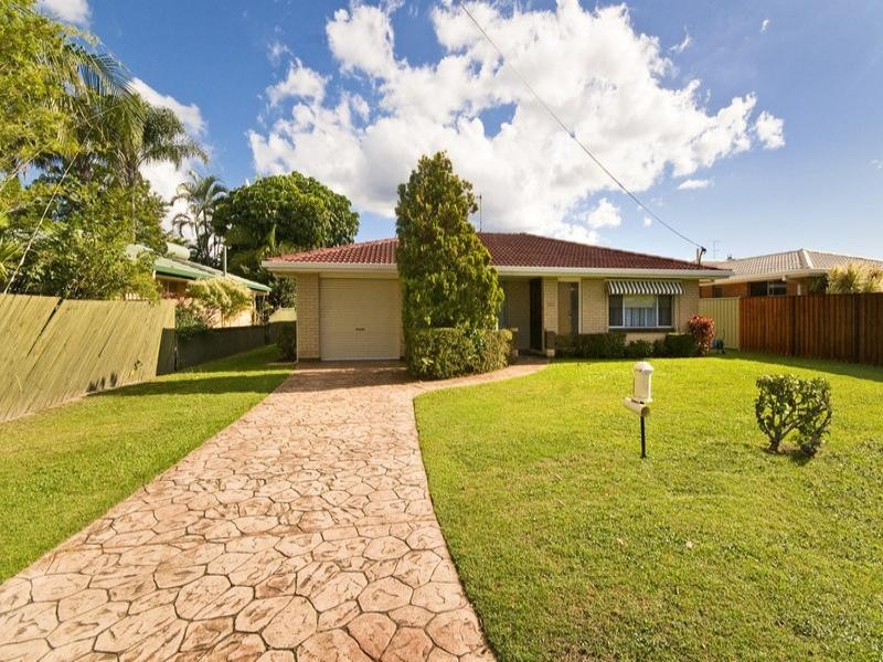 161 Mallawa Drive, Palm Beach QLD 4221