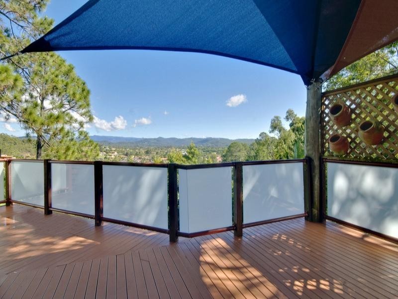 5 Doubleview Drive, Elanora QLD 4221