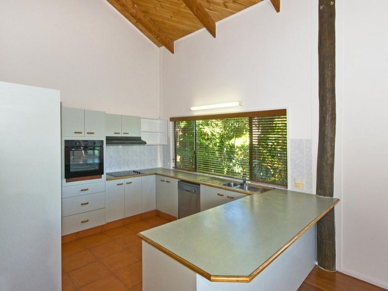 5 Doubleview Drive, Elanora QLD 4221