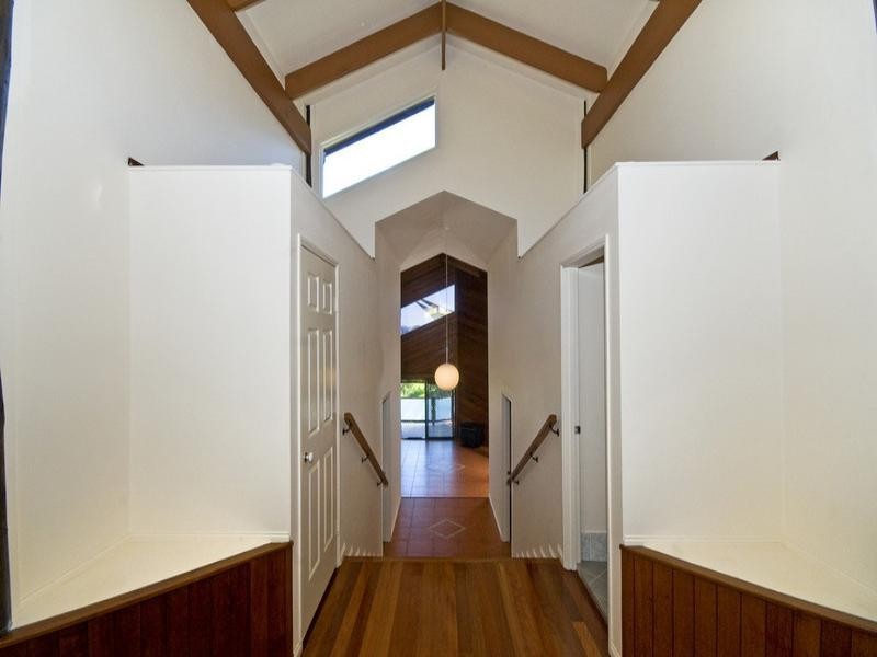 5 Doubleview Drive, Elanora QLD 4221