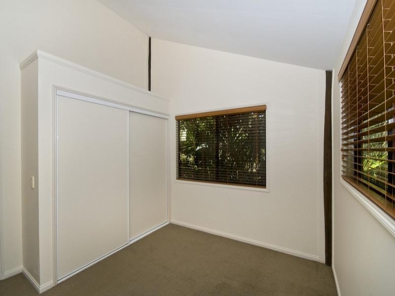 5 Doubleview Drive, Elanora QLD 4221