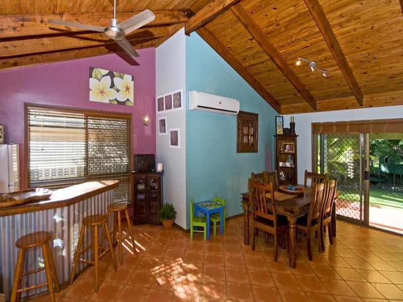 4 Hillcot Street, Currumbin Waters QLD 4223