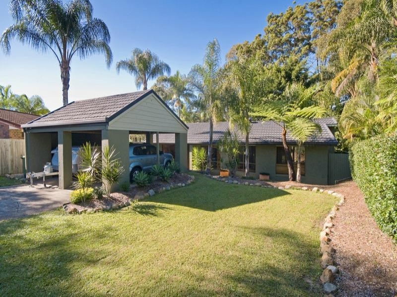 4 Hillcot Street, Currumbin Waters QLD 4223