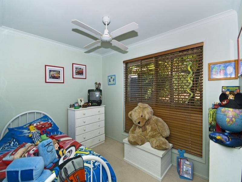 4 Hillcot Street, Currumbin Waters QLD 4223