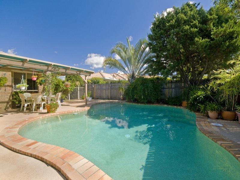 18 Saffron Street, Elanora QLD 4221