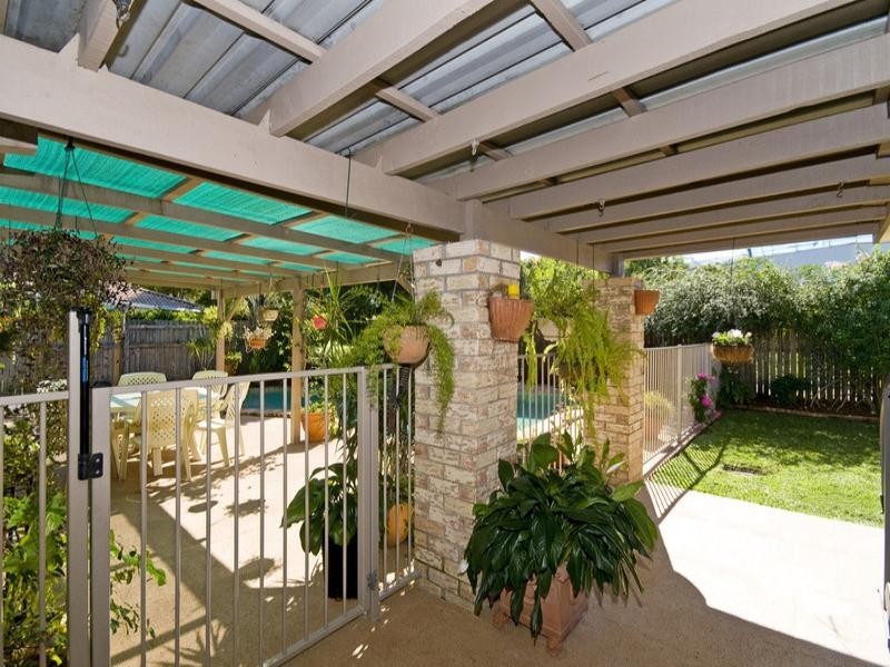 18 Saffron Street, Elanora QLD 4221