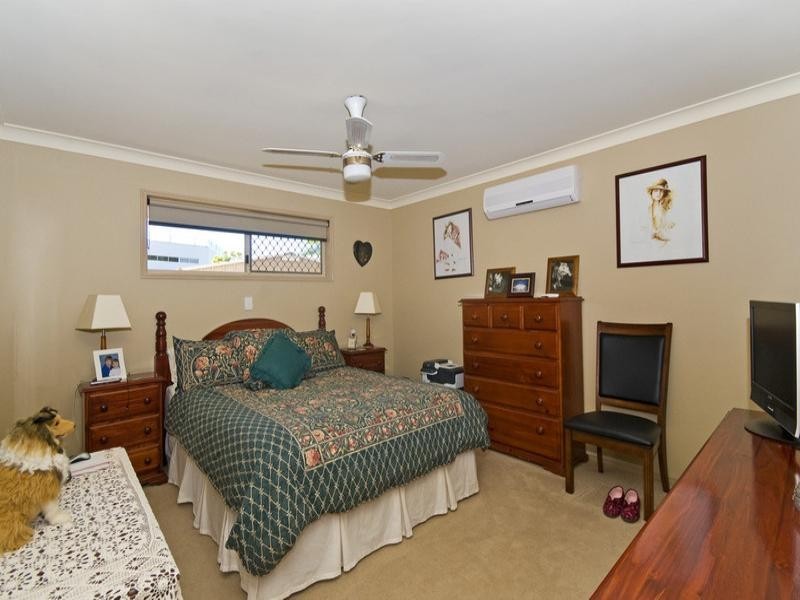 18 Saffron Street, Elanora QLD 4221