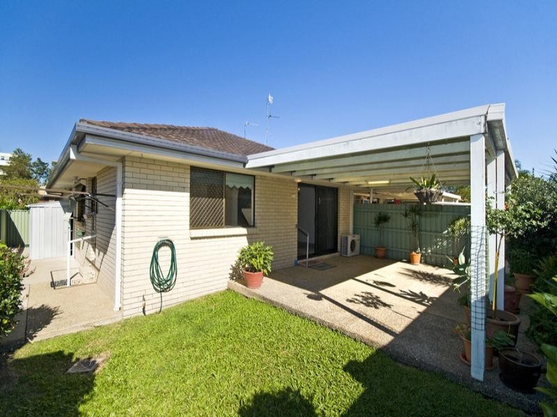 2/7 Snowgum Court, Burleigh Waters QLD 4220