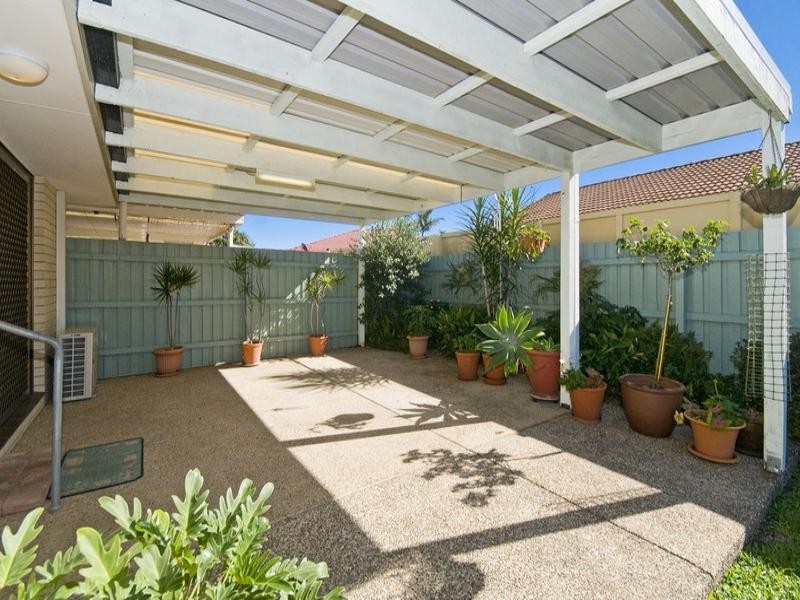 2/7 Snowgum Court, Burleigh Waters QLD 4220