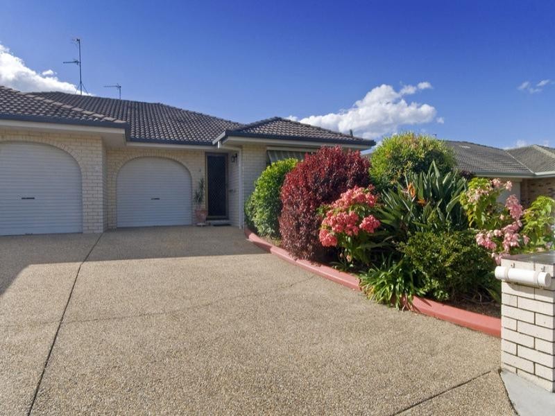 2/7 Snowgum Court, Burleigh Waters QLD 4220