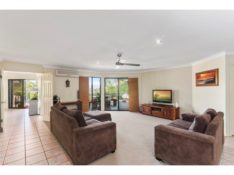 45 Forest Drive, Elanora QLD 4221