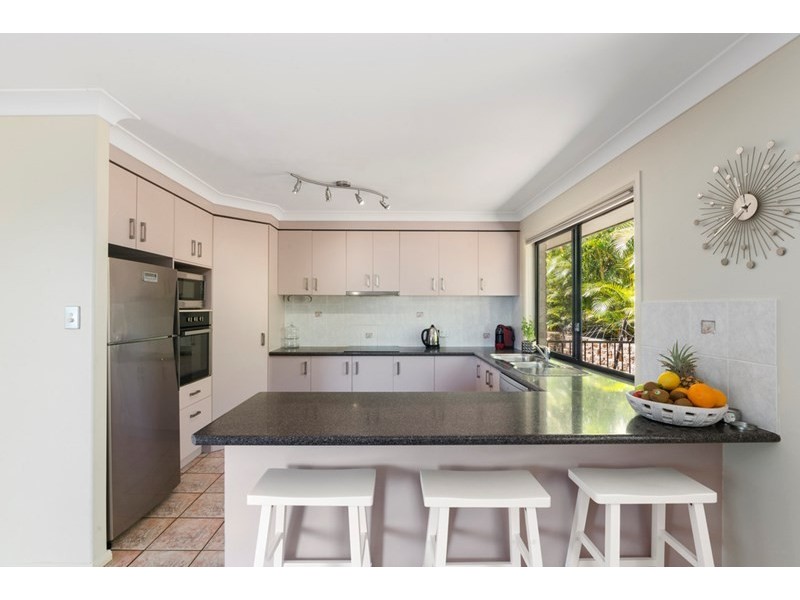45 Forest Drive, Elanora QLD 4221