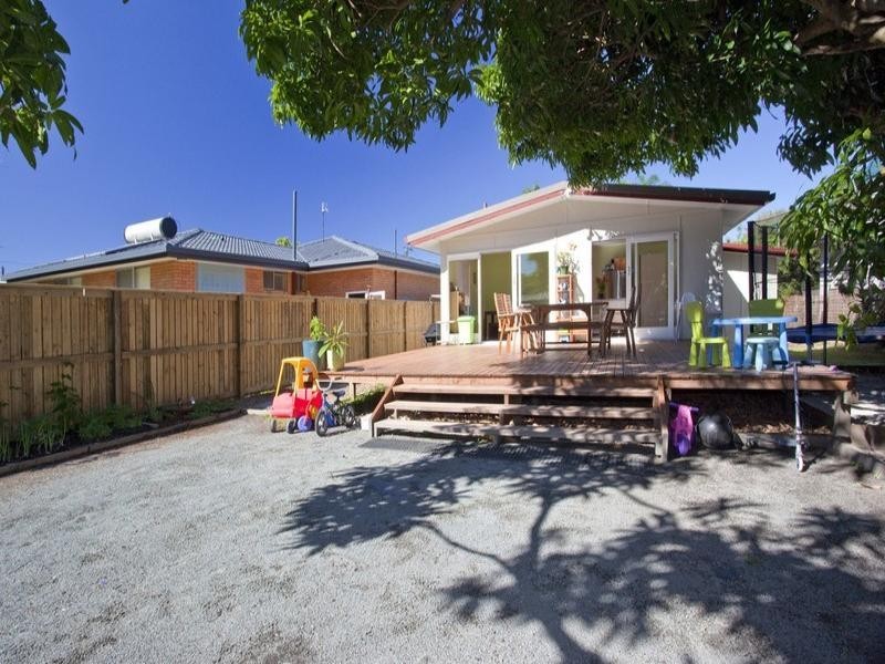 93 Fifth Avenue, Palm Beach QLD 4221