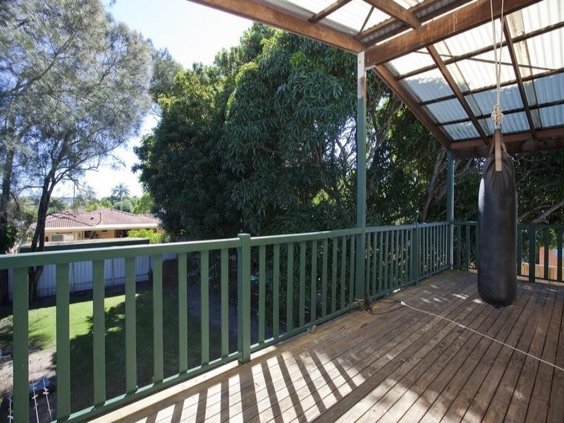 95 Fifth Avenue, Palm Beach QLD 4221