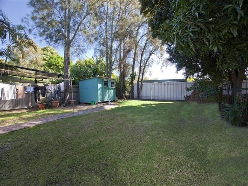 95 Fifth Avenue, Palm Beach QLD 4221