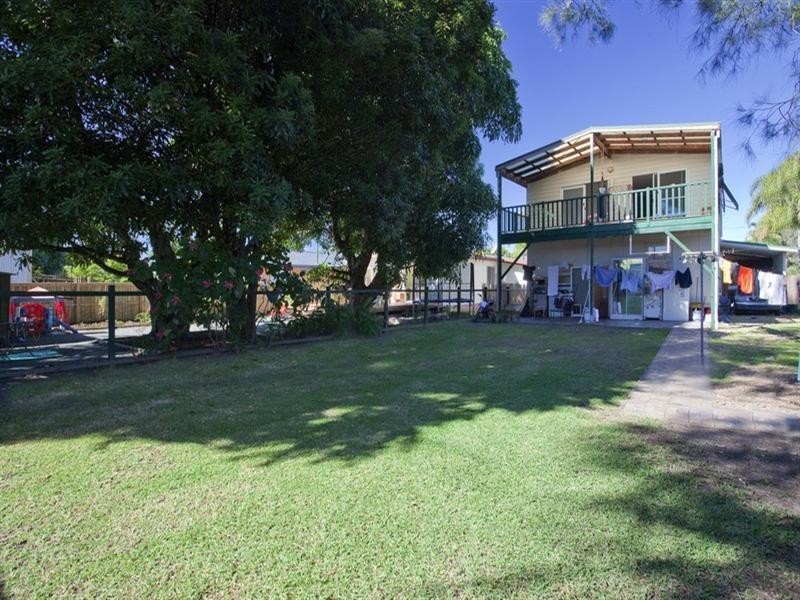 95 Fifth Avenue, Palm Beach QLD 4221