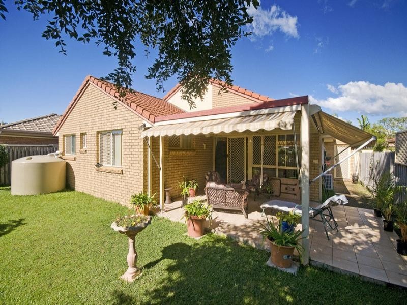 35 Ottelia Drive, Elanora QLD 4221