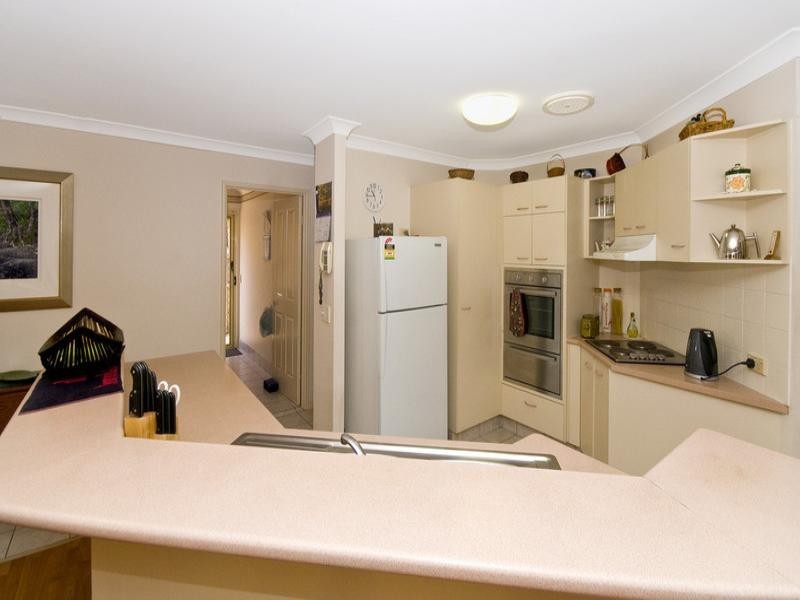 35 Ottelia Drive, Elanora QLD 4221