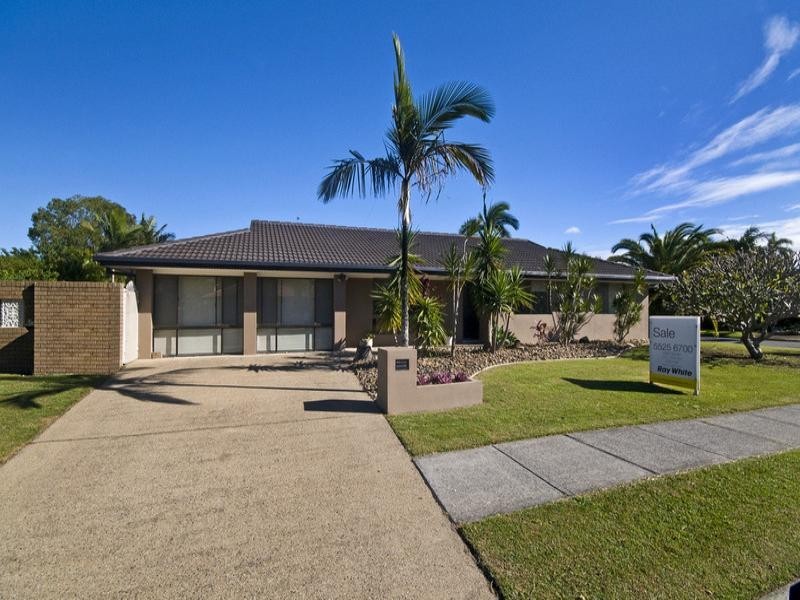 14 Walnut Street, Elanora QLD 4221