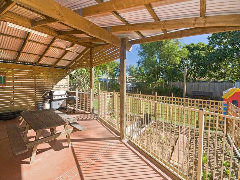 69 Twenty Fifth Avenue, Palm Beach QLD 4221