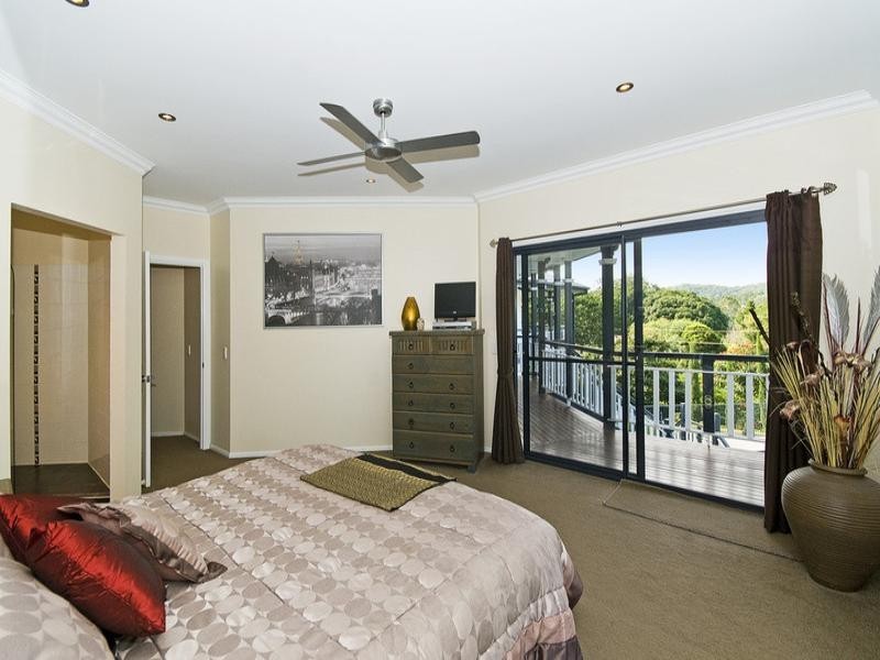 16 Bradman Drive, Currumbin Valley QLD 4223