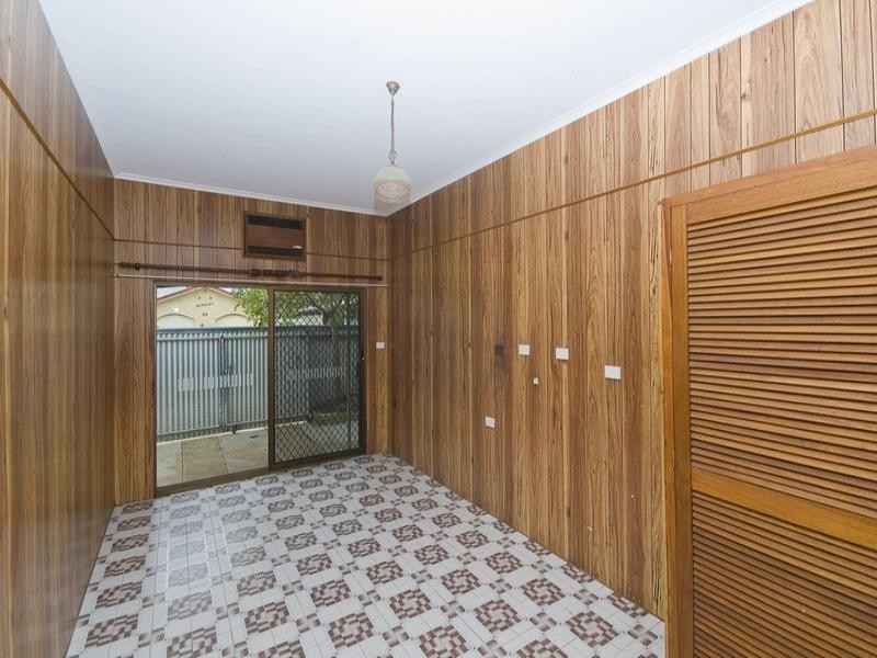 54 Fifth Avenue, Palm Beach QLD 4221