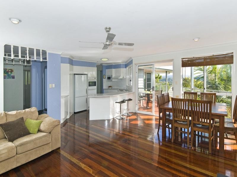 59 Doubleview Drive, Elanora QLD 4221