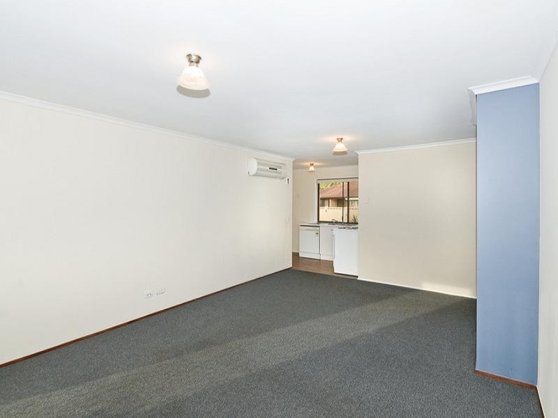 27/2 Galleon Way, Currumbin Waters QLD 4223