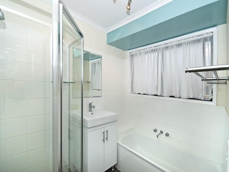 27/2 Galleon Way, Currumbin Waters QLD 4223