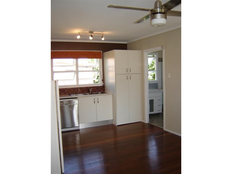 4/9 Nyrang Avenue, Palm Beach QLD 4221