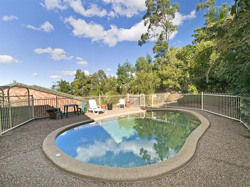4/2 Simpsons Road, Currumbin Waters QLD 4223