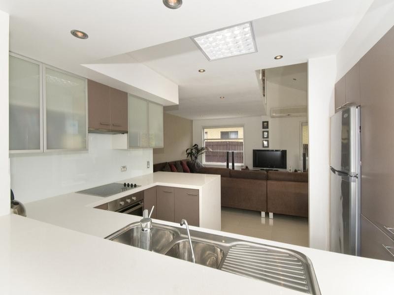 4 Aegean Way, Currumbin Waters QLD 4223