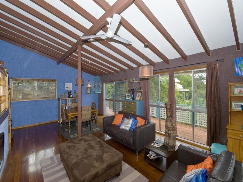 20 Jandakot Court, Elanora QLD 4221
