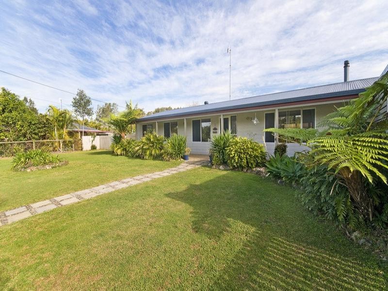 3 Larch Street, Tallebudgera QLD 4228
