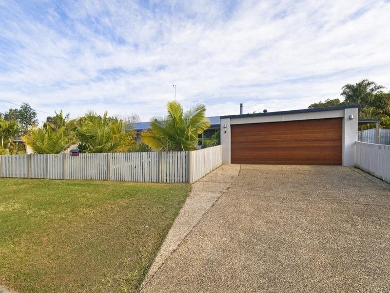 3 Larch Street, Tallebudgera QLD 4228