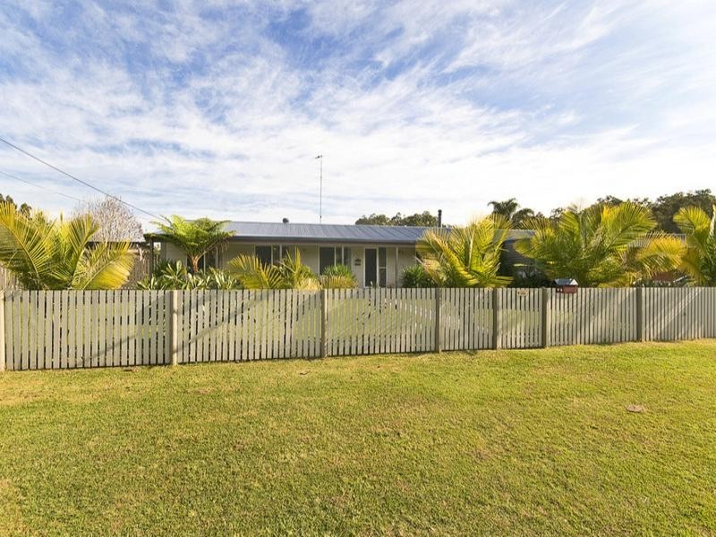 3 Larch Street, Tallebudgera QLD 4228