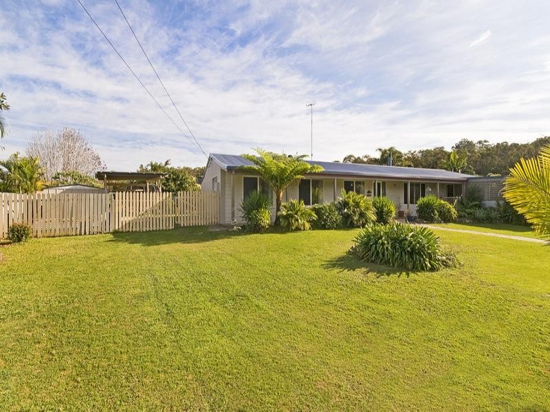 3 Larch Street, Tallebudgera QLD 4228