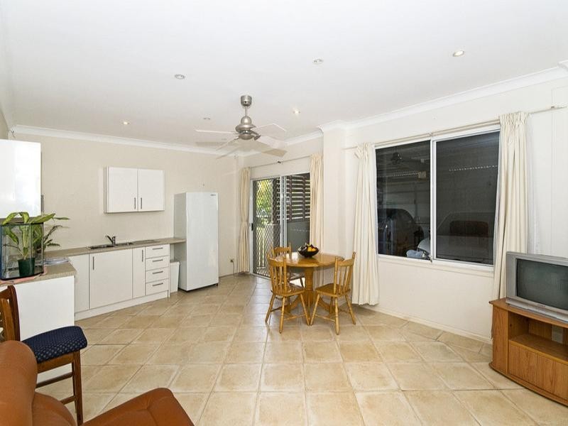 3 Larch Street, Tallebudgera QLD 4228