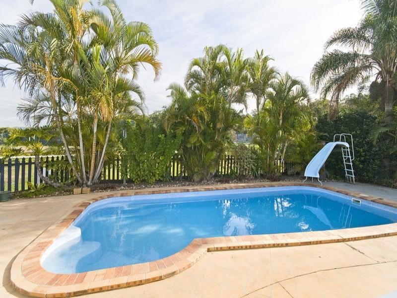 3 Larch Street, Tallebudgera QLD 4228