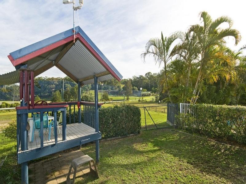 3 Larch Street, Tallebudgera QLD 4228