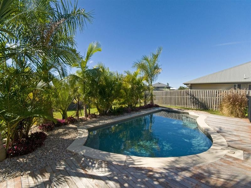 8 Aquarius Street, Reedy Creek QLD 4227