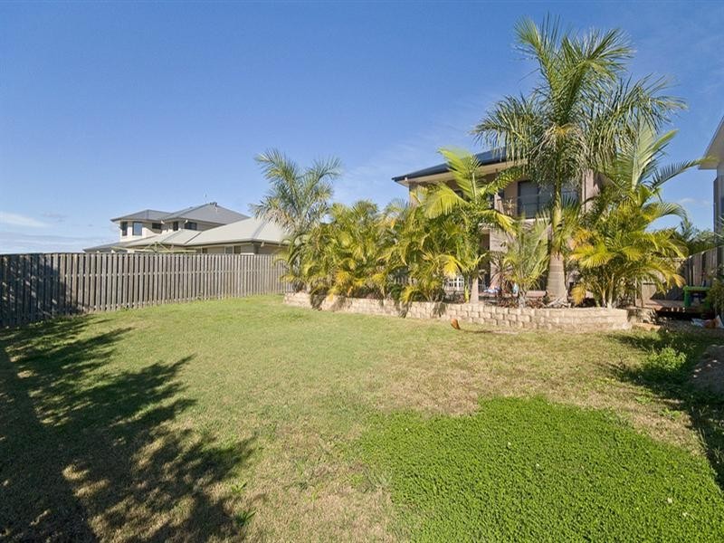 8 Aquarius Street, Reedy Creek QLD 4227