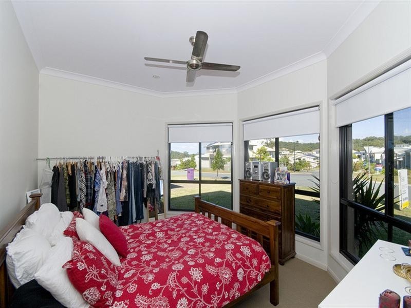 8 Aquarius Street, Reedy Creek QLD 4227