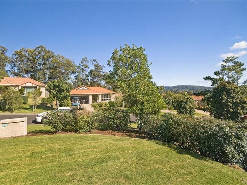 22 Hibertia Avenue, Elanora QLD 4221